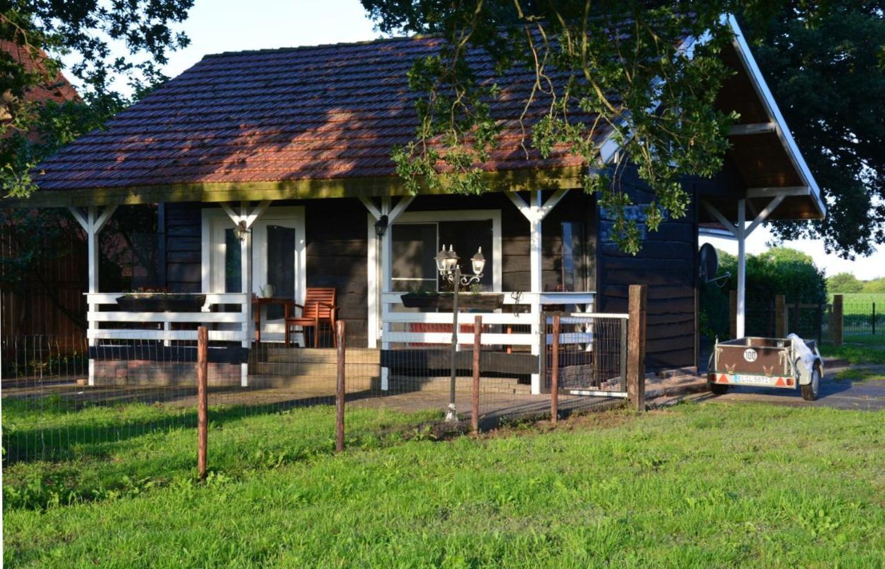 Ferienhaus Grafenland Dersum Buitenkant foto